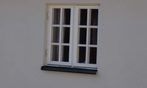 Byggföretag Västervik - Olika lösningar för fönster, dörrar och socklar - Galleribild 3